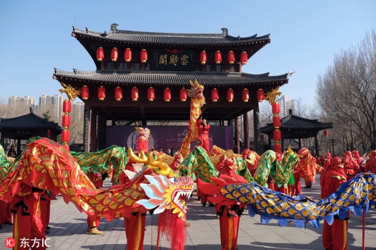 Traditional Chinese festival  “Lóng Tái Tóu”
